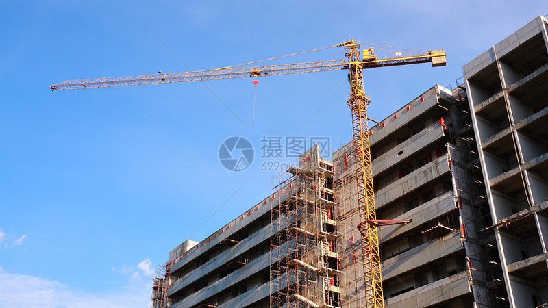 地下室排烟系统材质要求解析：安全与合规的平衡之道